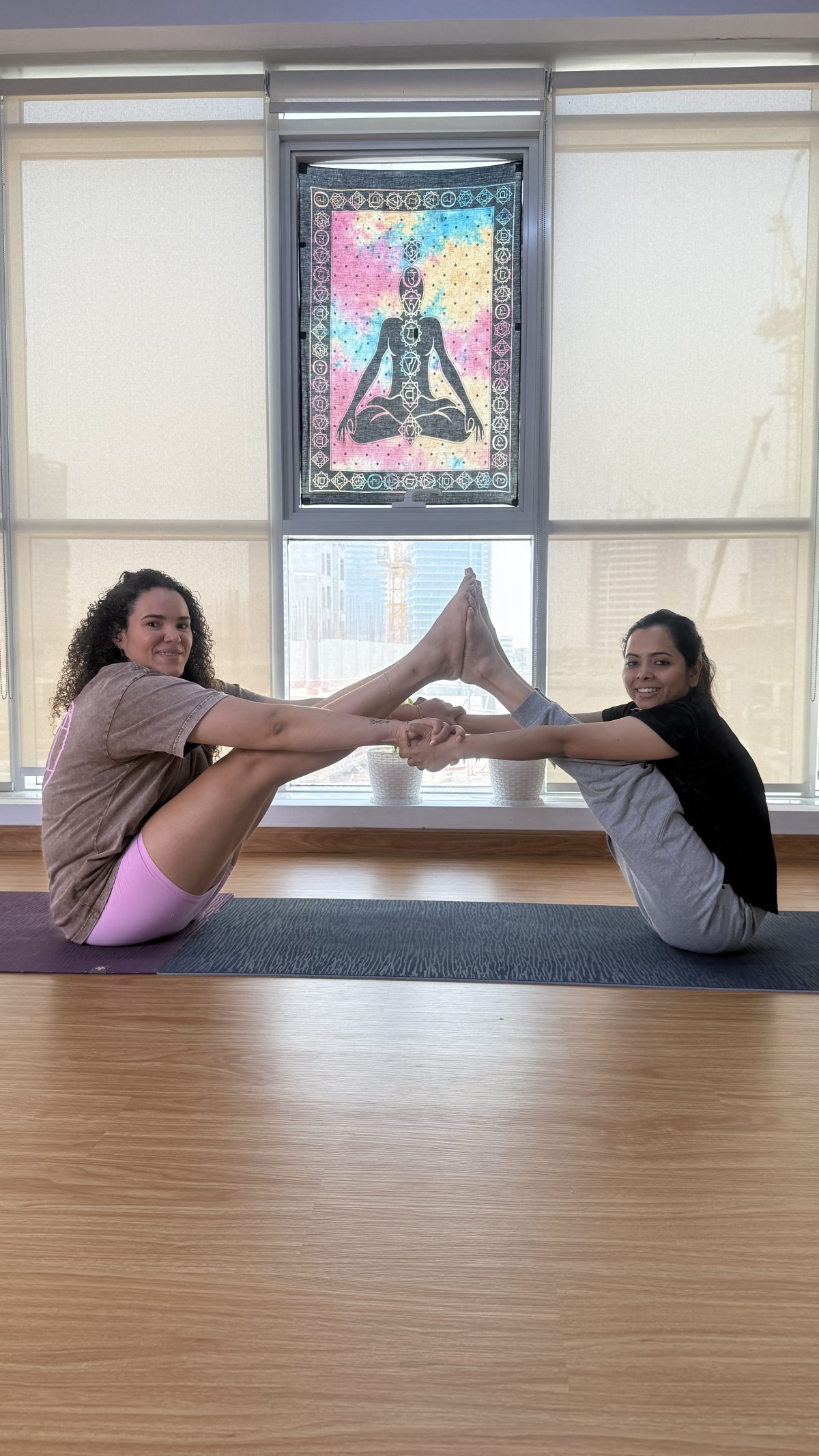 Start Yoga in Dubai the Gentle Way: Support, Not Pressure